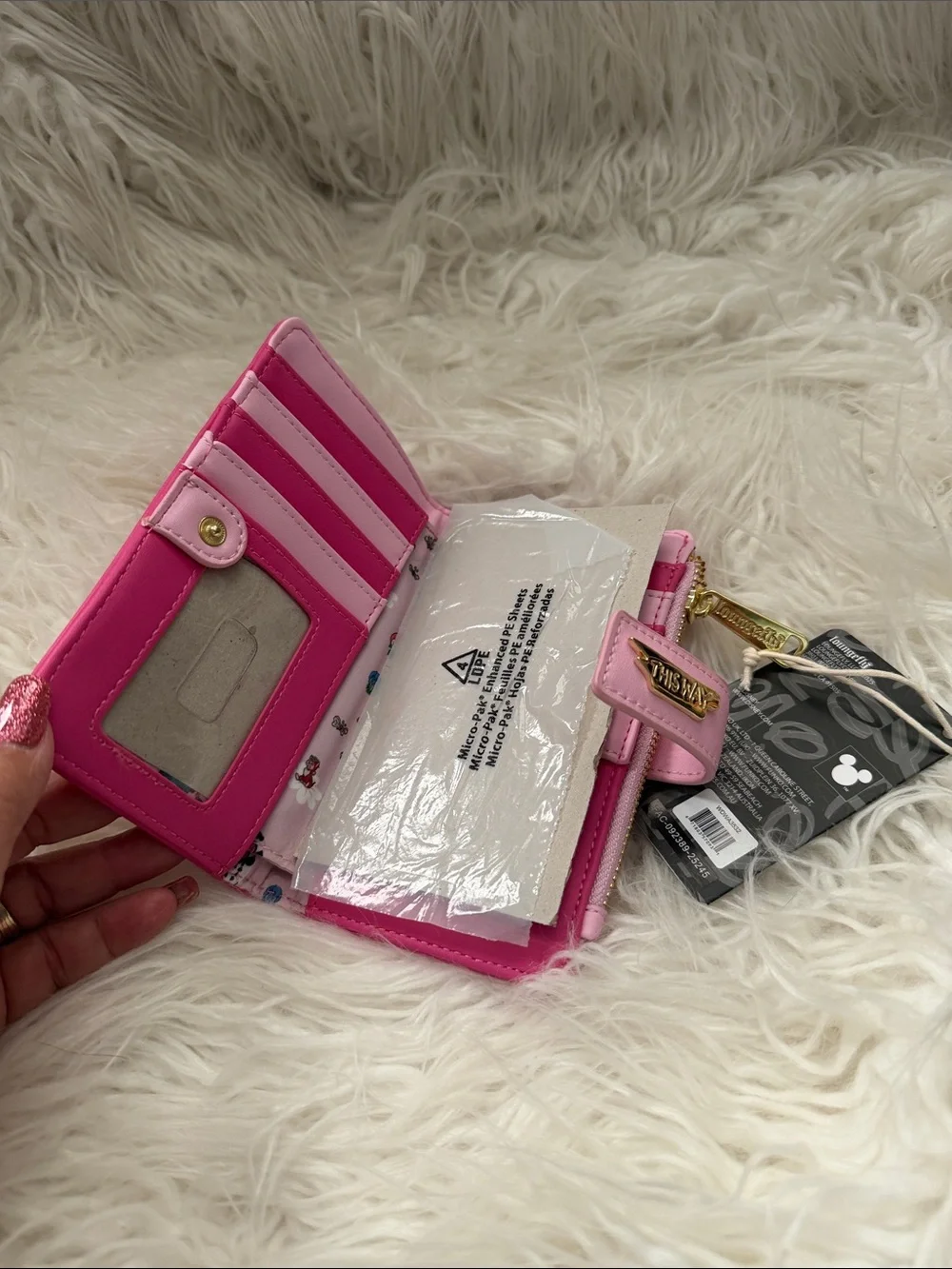 NIB Disney Loungefly Pink Cheshire Cat Zip Wallet with Gold-Tone Accent